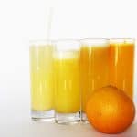 jus d'orange obtenu grâce à un extracteur de jus