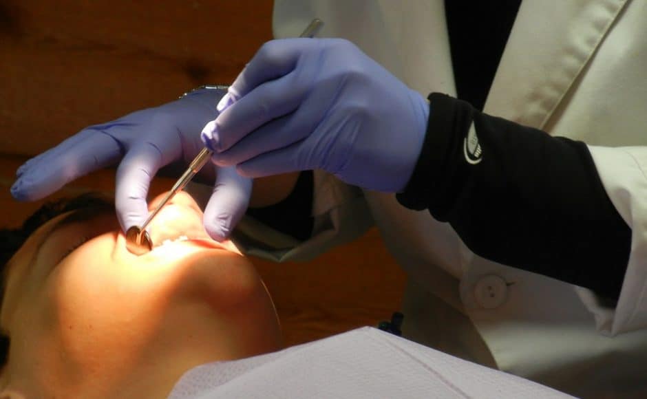 Quelles sont les solutions orthodontiques existantes pour les adultes ?